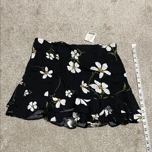 Urban Outfitters Black Floral Ruffle Mini Skirt NWT